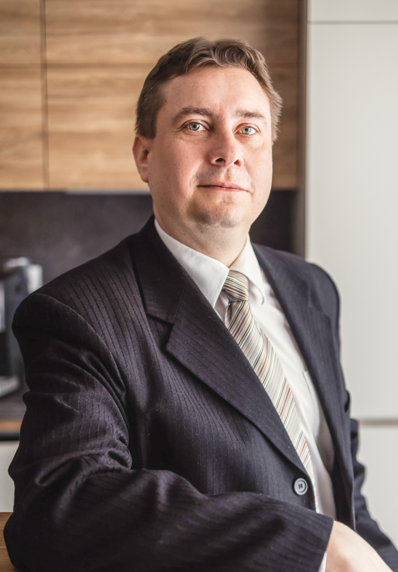 Dr. Szigethy Balázs